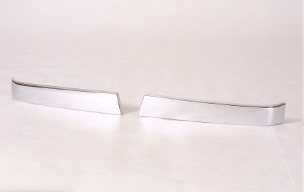 SILVER CLASIC/SS 03-07 Left Grille Molding Chrome