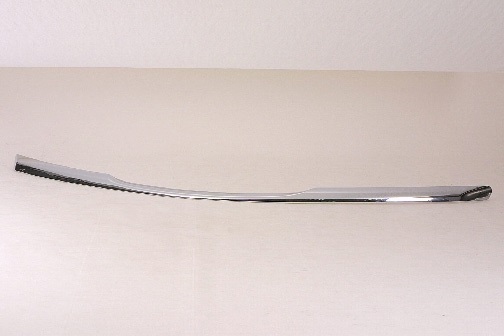PACIFICA 07-08 Front UPPER Bumper Molding Chrome