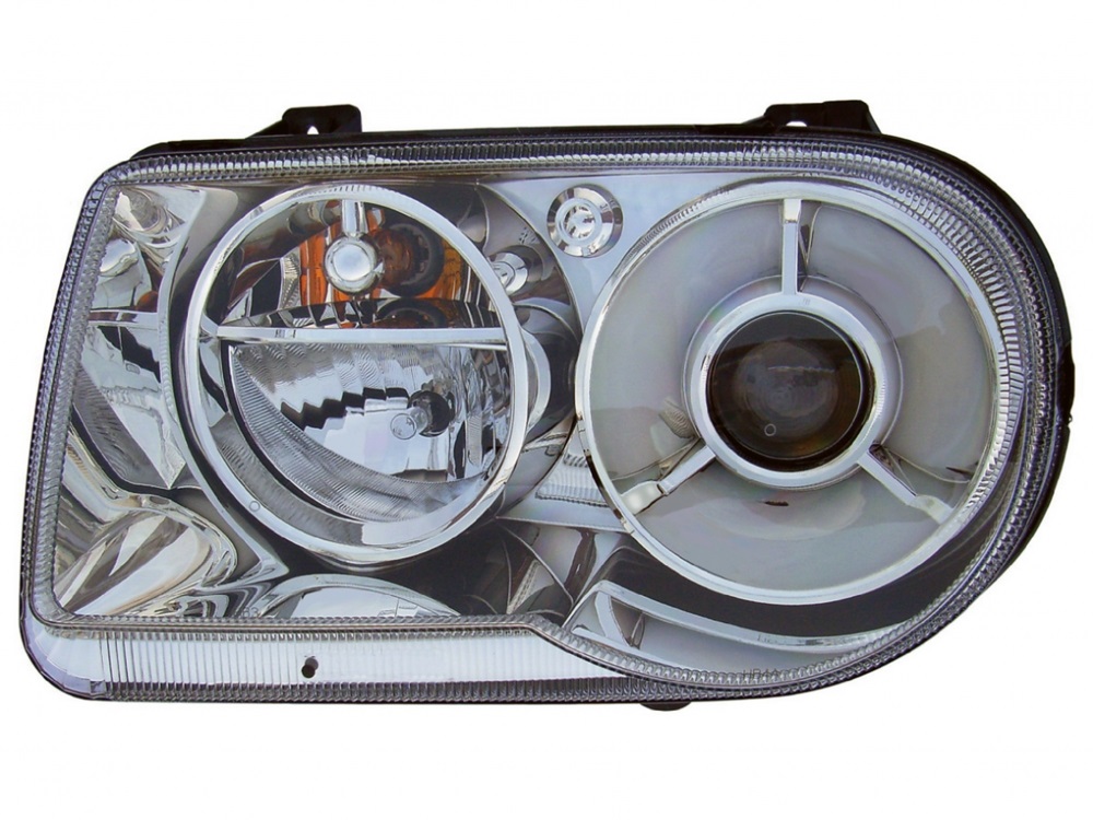 300 05-10 Left Headlight Assembly 5 7LT Halogen With DELAY OPT
