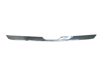 CRV 05-06 LOWER Grille Molding Chrome