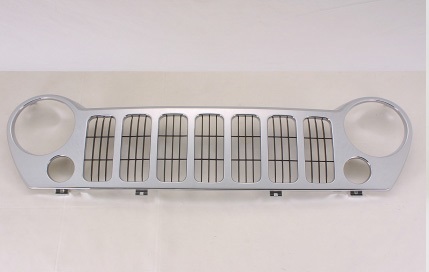 LIBERTY 05-07 Grille With FOG Chrome With Black INSERT L
