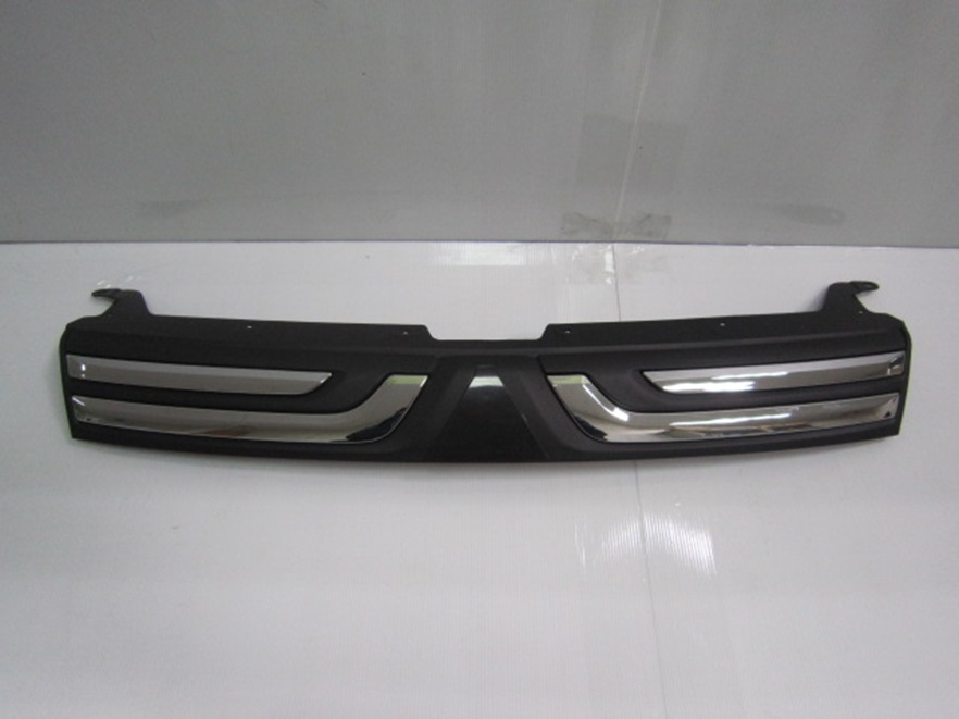OUTLANDER 14-17 Grille Assembly Black With Chrome Molding