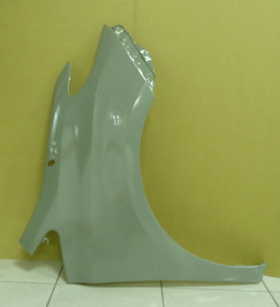 SIENNA 11-17 Right FENDER With ANTENNA HOLE