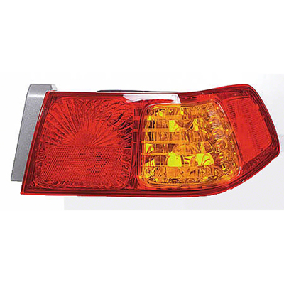 CAMRY 00-01 Right TAIL LAMP Assembly ON BODY