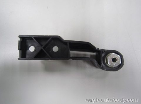 A6 05-11 LT FT COVER RETAINER AU1032102
