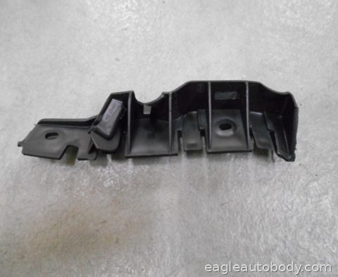 A3 09-13 LT FT COVER SUPPORT AU1042106