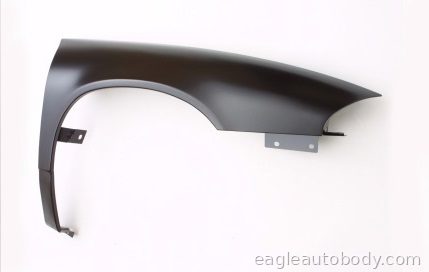INTREPID 93-95 RT.FENDER#PLASTIC*=05103 05101