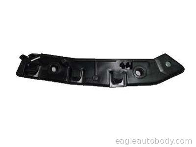 FOCUS 12-18 LT.SIDE COVER BRKT*=03221-2L 03218-2Z