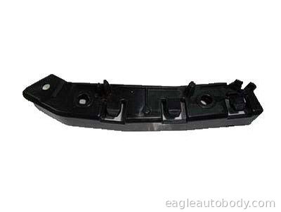 FOCUS 12-18 RT.SIDE COVER BRKT*=03221-2R 03218-2Y