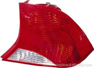 FOCUS 00-03 RT.TAIL LAMP*SDN*(W/3 BULB HOLE) P3235