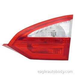 FIESTA 14-19 RT.INNER BACK UP TAIL LAMP*SDN P3147