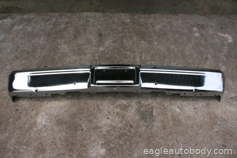 CHEV/GMC PU 83-87 FT.BUMPER*CHR*W/O PAD HOLE 01722