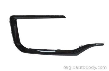 TERRAIN 17-17 RT FT BUMPER MOLDING*GLOSS BLAC GM1047115