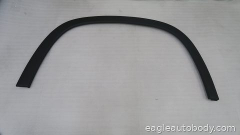 TRAVERSE 18-23 RT FT WHEEL OPENING MOLDING*AS GM1291252