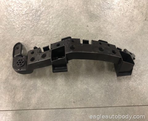 CR-V 17-22 RT FT COVER SUPPORT HO1043136