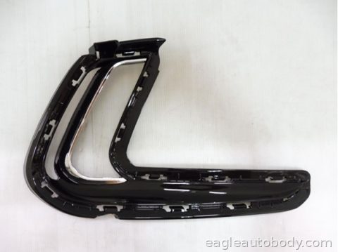 ELANTRA 17-18 RT.FOG LAMP BEZEL*SDN*BLK*W/CHR 08831.16R