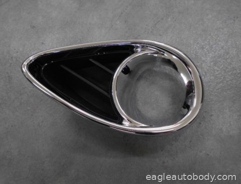 FX35/37/50 09-11 RT FOG LAMP BEZEL*BLK*W.CHR 06723-3R