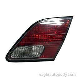 ES300/ES330 02-04 RT BACK UP LAMP*ON LID P10362-1