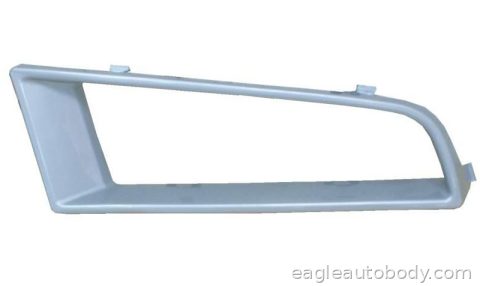 3 07-09 LT FT BUMPER INSERT*SDN; FOG LAMP BEZ MA1038103
