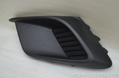 MAZDA*3 14-16 LT.FOG LAMP COVER*W/O FOG H*TEX 08124.11F