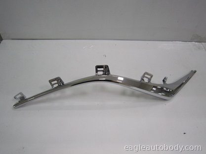 MAZDA*3 14-16 RT.LOWER GRILLE MOLDG*CHROME 08159.31