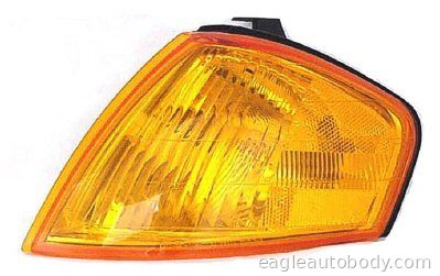 PROTEGE 99-00 LT.PK/SIDEMARKER LAMP P8120