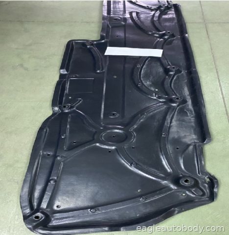 CLS400 15-17 LOWER ENGINE COVER*W218; COUPE; MB1228179