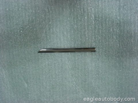 C300 08-11 LT FT FENDER SIDE MOLDING MB1292115