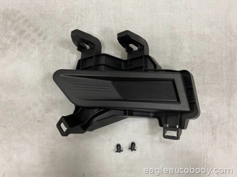 KICKS 18-20 LT FT BUMPER INSERT*FOG LAMP OPEN NI1038167