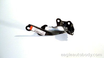 TACOMA 05-06 HOOD HINGE ASSY*RH TO1236145