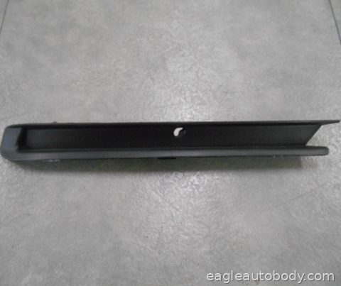 JETTA 15-18 RT.FOG LAMP COVER FILLER*W/FOG H 13649.33M